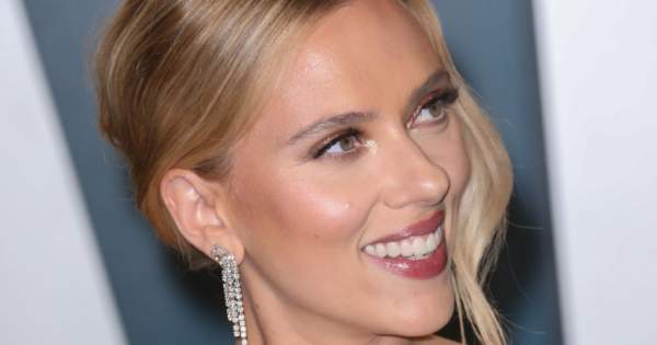 Scarlett Johansson a Nyugati téren tűnt fel