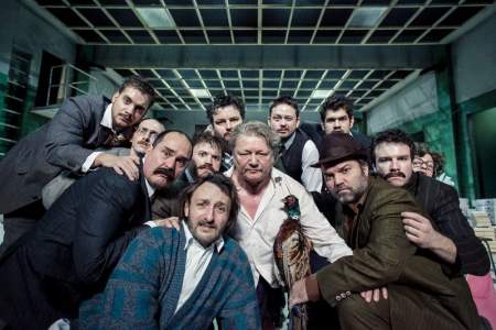 Borítókép: Hova menjünk (otthon) színházba?