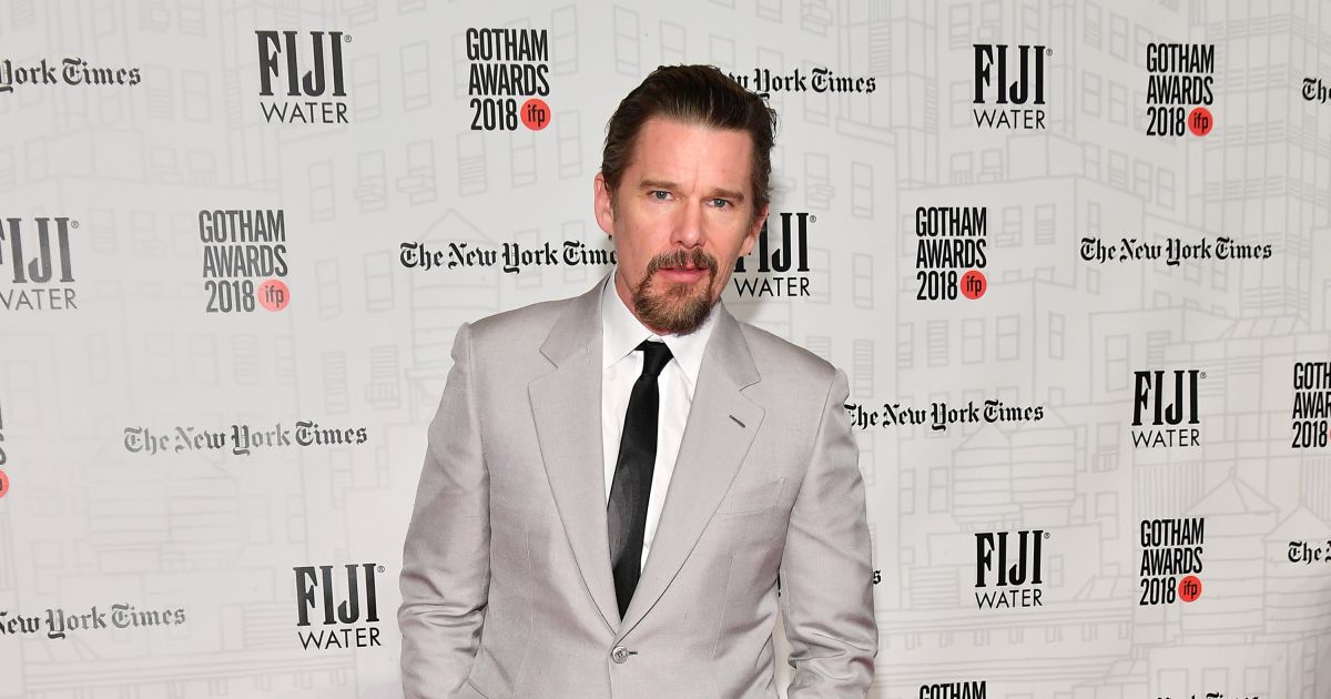 Borítókép: Ethan Hawke megérkezett Budapestre, és szigetkörrel indította a hetet