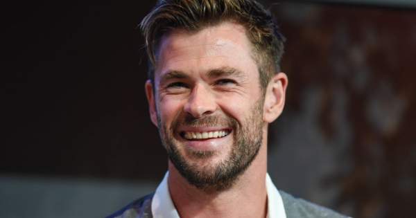 Borítókép: Chris Hemsworth apa-fia videóján olvadozik az internet