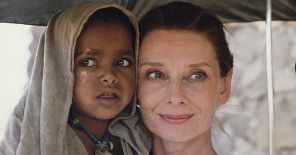 Borítókép: ﻿Sorozat készül Audrey Hepburn életéről