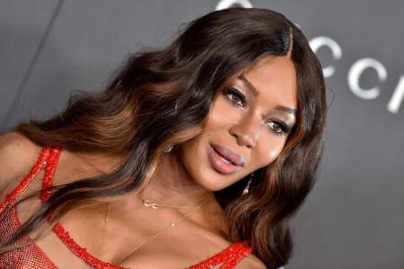 Borítókép: Sosem késő, ő az élő példa rá: 50 évesen lett édesanya Naomi Campbell