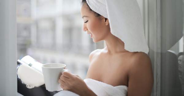 Borítókép: Kávé rajongók, figyelem! A koffein a hajkoronádat is megszépíti