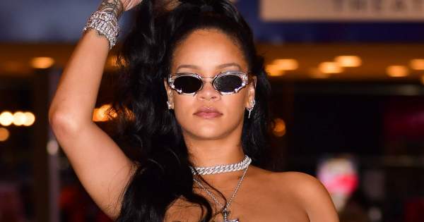 Borítókép: Nem sokan ülnének be olyan szettben vacsorázni egy étterembe, mint Rihanna