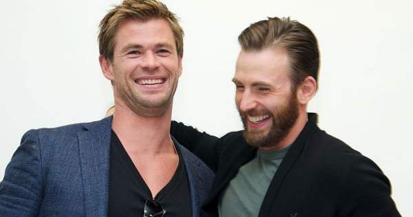Borítókép: Chris Hemsworth széttrollkodta Chris Evans szülinapját, és mi egyszerűen imádjuk!