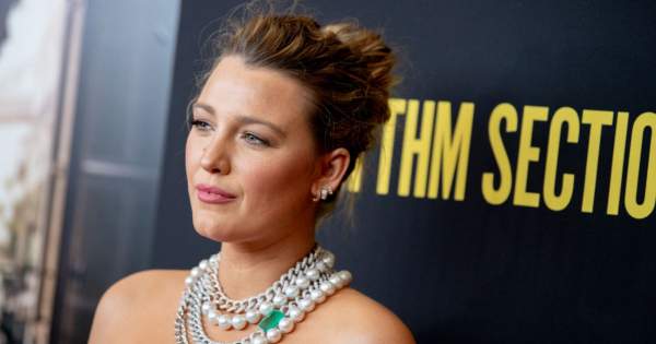 Borítókép: Először beszélt őszintén a szülés utáni nehézségekről Blake Lively