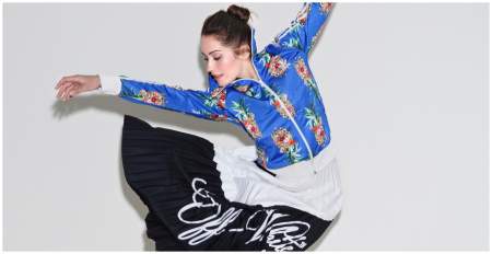 Borítókép: Aleszja Popova: "Mintha valami magasabb erő egyengette volna az utamat."