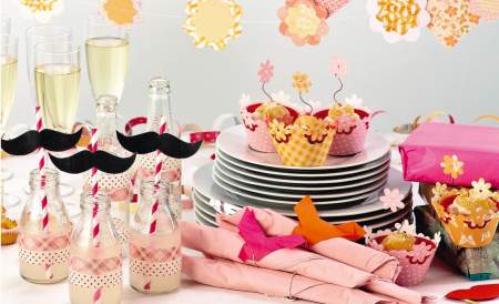 Borítókép: Így készíts papírból partidíszeket! 8 kreatív ötlet! 