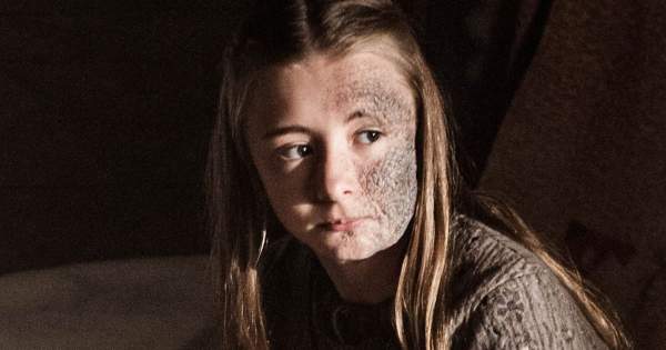 Borítókép: Emlékszel még rá? Bomba nő lett a Trónok harca gyereksztárjából, a Shireen hercegnőt alakító Kerry-ből