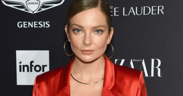 Borítókép: Csodás hír érkezett! Megszületett Mihalik Enikő kislánya, megmutatta az első fotót is