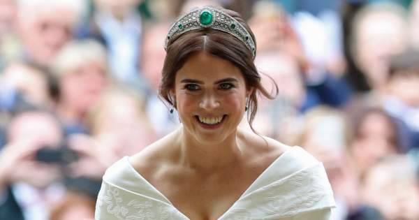 Borítókép: Hatalmas patália a brit királyi családban: 3 nővel kapták lencsevégre az újdonsült apukát