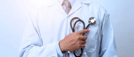 Borítókép: „Ez az, izgasson fel!” - 6 durva kiszólás, amit orvosok mondtak a betegeiknek