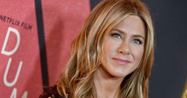 Borítókép: Jennifer Aniston smink nélküli szelfije több okból kifolyólag is különleges