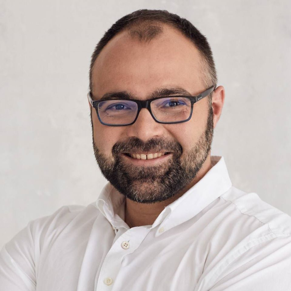 Synlab, Szász Máté,