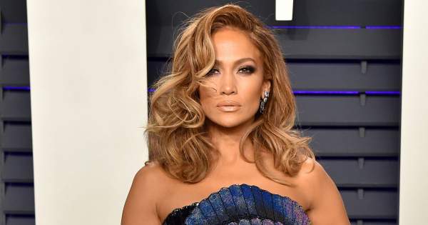 Borítókép: Jennifer Lopez a nyaralásán új szintre emelte a villantás fogalmát