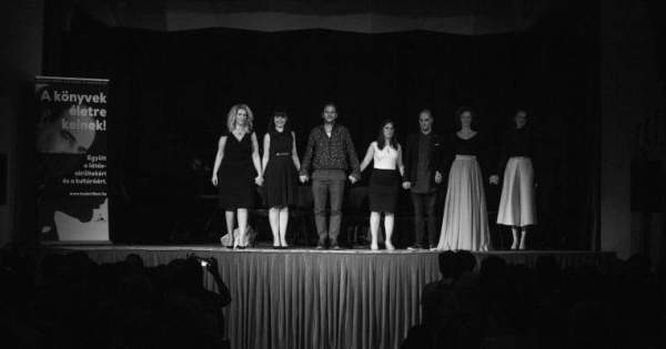 Borítókép: Koncert vaksötétben: egy jótékony est, ahol a füledre hagyatkozva élvezheted a zenét