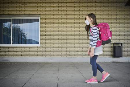 Borítókép: "Hogy fogja bírni? Lesz megint covid?" Egy anya őszinte gondolatai a közelgő iskolakezdésről