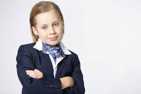 Borítókép: Kinevették a 11 éves kislányt, mert ezt vette föl a sulibuliba