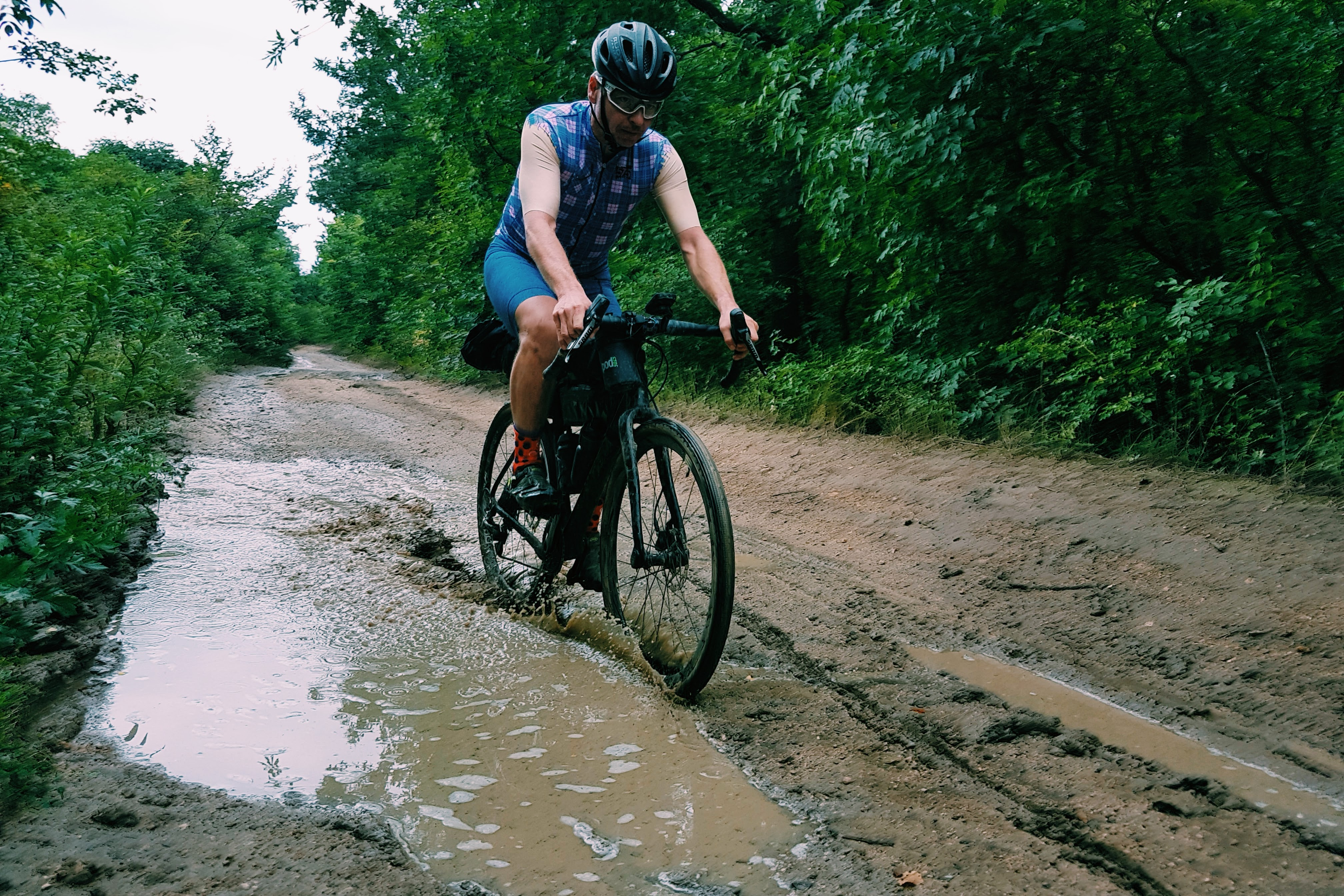 bikepacking, keresztedzés, terepbringa, sár, gravel,