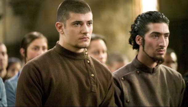 Borítókép: Emlékszel még a Harry Potter morcos szívtiprójára, Viktor Krumra? Ilyen szexi pasi lett belőle 