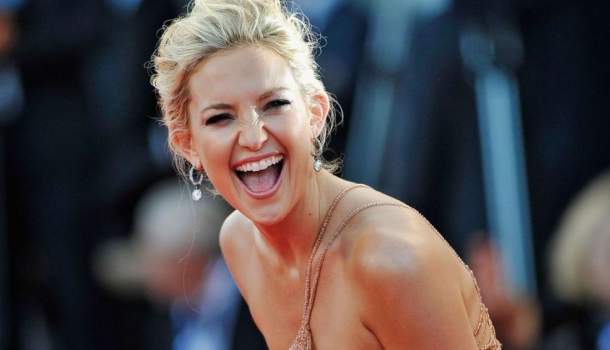 Borítókép: 12+1 jól elkapott paparazzi fotó, ami megmutatja, hogy a sztárok is átlagos emberek