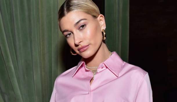 Borítókép: Ennek köszönheti hibátlan bőrét Hailey Bieber, és nem a beauty filternek