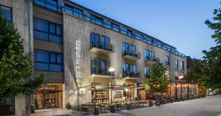 Borítókép: Négycsillagos kényeztetés felnőttbarát környezetben