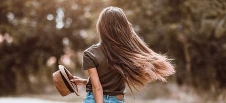 Borítókép: Mi kell a tininek? Íme a jó kamasz-szülő kapcsolat titka egy 15 éves szemszögéből!