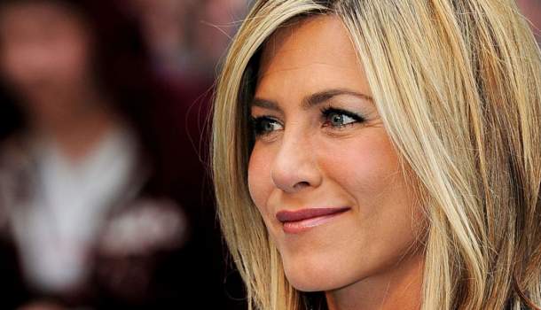 Borítókép: 50 felett is bombacsinos! Jennifer Aniston minden reggel EZZEL az itallal indítja a napját