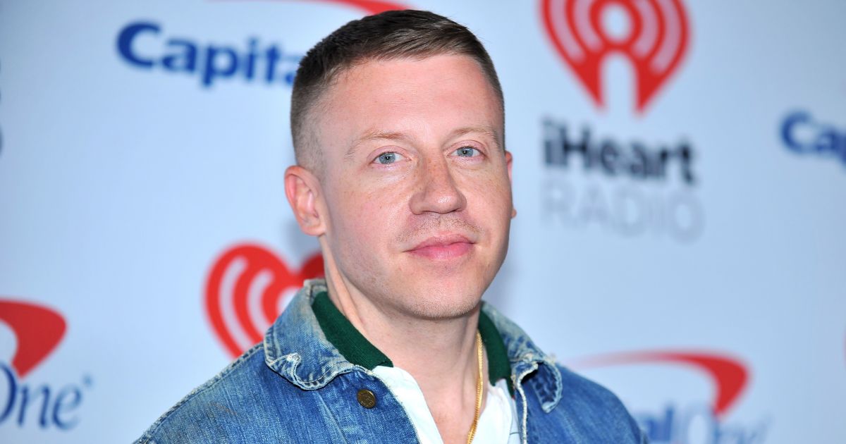 Gólyahír! Harmadszor is apa lett a világhírű rapper, Macklemore