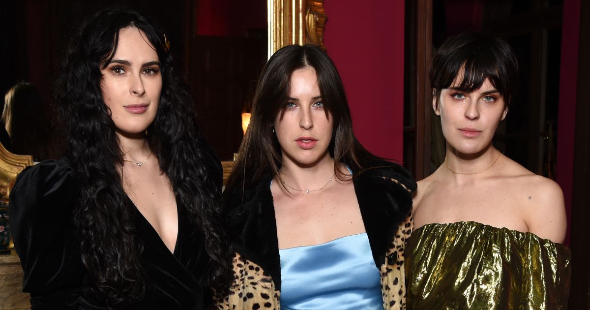 Borítókép: Demi Moore és Bruce Willis lánya elrontott szépészeti beavatkozásáról vallott
