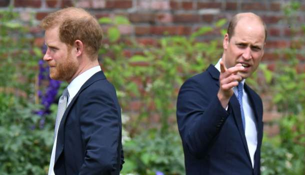 Borítókép: Vilmos herceg keresztülhúzta Harry terveit: nem engedi, hogy a Windsorban kereszteljék meg Lilibetet