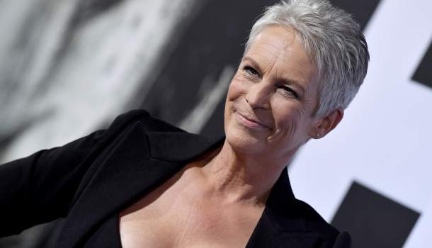Borítókép: Jamie Lee Curtis a plasztikáról: "Ha egyszer összekaszabolod az arcod, nem tudod visszakapni"