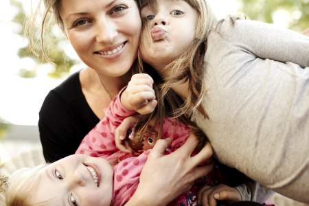 Borítókép: Fedőneve: anyuka - avagy miért baj az (szerintem), ha már mindenhol csak így szólítanak