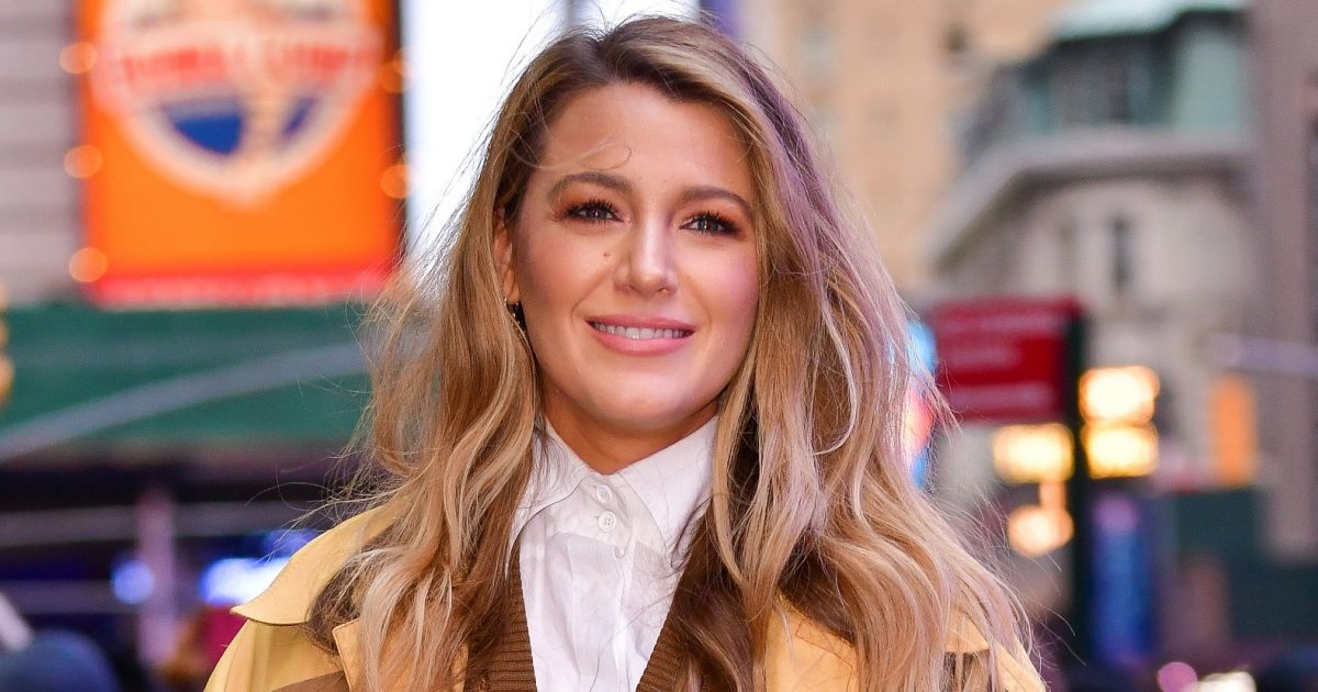 Kopizd le a stílusát: Blake Lively kedvenc kényelmes őszi lábbelije hatalmas trend lesz