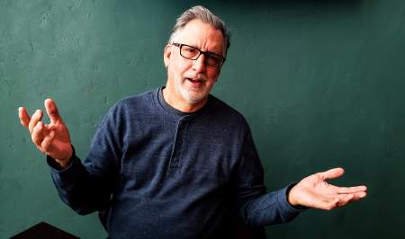 Borítókép: Kivetítettem a vallomást egy komplett osztály előtt