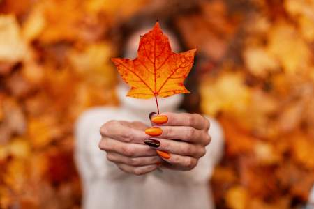 Borítókép: Ezek a legmenőbb őszi manikűrtrendek