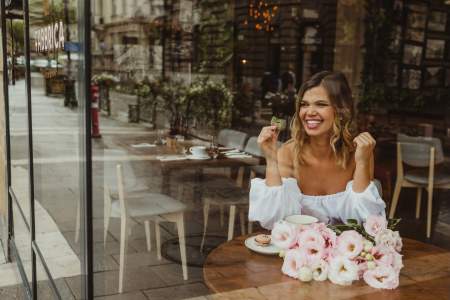 Borítókép: Hagyomány, fenntarthatóság egy ruhában testet öltve  - interjú Zeke Edittel, a ZeBu márka megálmodójával