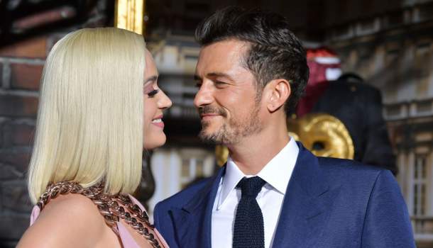 Borítókép: Orlando Bloom romantikus szülinapi programot szervezett Katy Perrynek: szerelmes pillantása mindent elárul