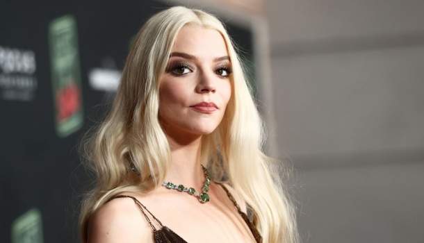 Borítókép: Anya Taylor-Joy élete eddigi legszebb ruhájába bújt a vörös szőnyegen