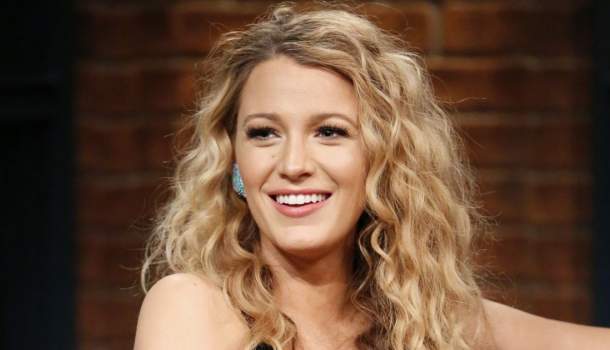 Borítókép: Blake Livelynak nem kellenek a drága kozmetikumok: Évek óta erre az arcápolóra esküszik!