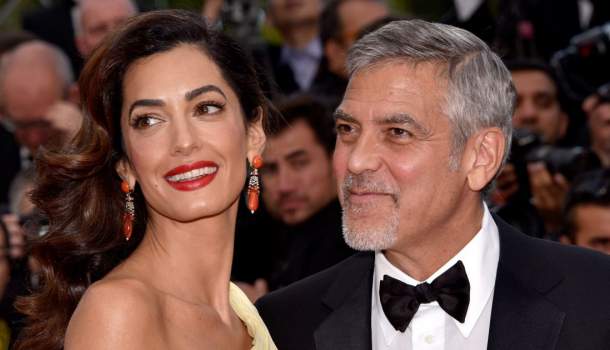 Borítókép: George és Amal Clooney épp egy luxusjachton élnek, ami eszméletlenül néz ki belülről (is)