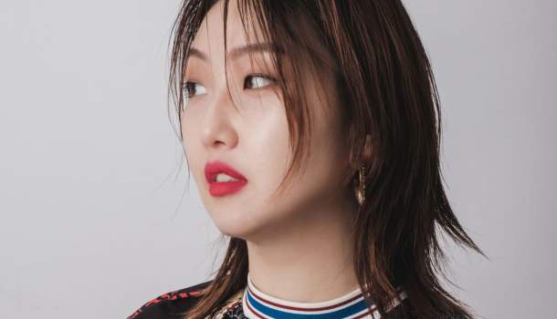 Borítókép: „Téves sztereotípia, hogy a műszőrme és műbőr anyagok silányak” - Exkluzív interjú Yang Yoonával, Korea első vegán divatmárkájának tervezőjével