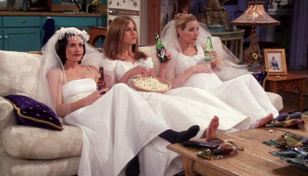 Borítókép: 15 tévés menyasszonyi ruha, amit egyszerűen imádtak a rajongók