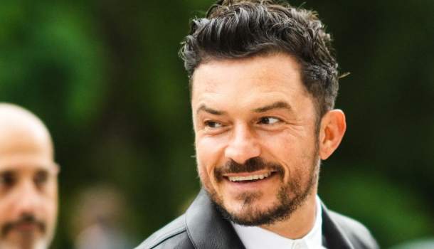 Borítókép: Mi a közös Orlando Bloomban és a topmodellekben? Egy cipő, amiért az összes sztárpasi- és csaj megőrül