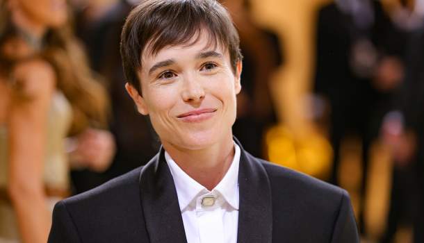 Borítókép: Elliot Page póló nélküli fotón mutatta meg kockás hasát: szuper formában van