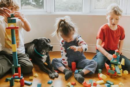 Borítókép: Az építőjátékok fejlesztő hatása - miért érdemes karácsonyra ilyet venni a gyereknek?