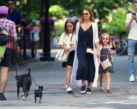 Borítókép: Jessica Alba gyereknevelési tippjeit érdemes meghallgatnod