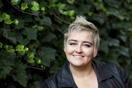 Borítókép: Makány Márta: „Nem bankban, hanem csipkében tartom a pénzem”