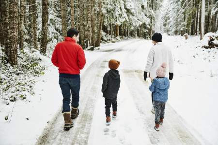 Borítókép: Ezért fontos szabad levegőre vinni a gyerekeinket télen is